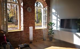 Botanical Garden Studio